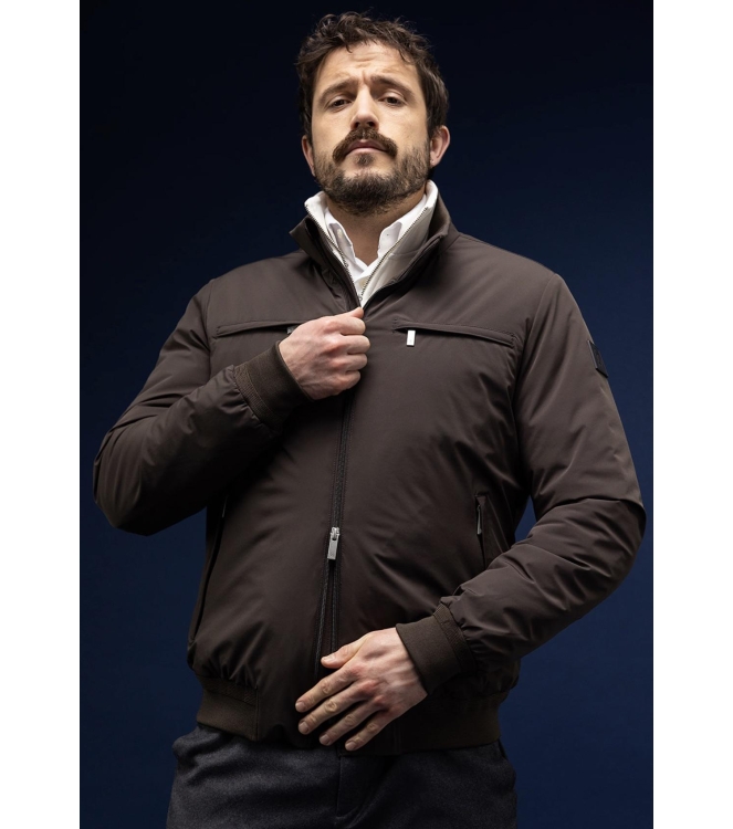 Agiato Stefano Brown