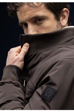 Agiato Stefano Brown