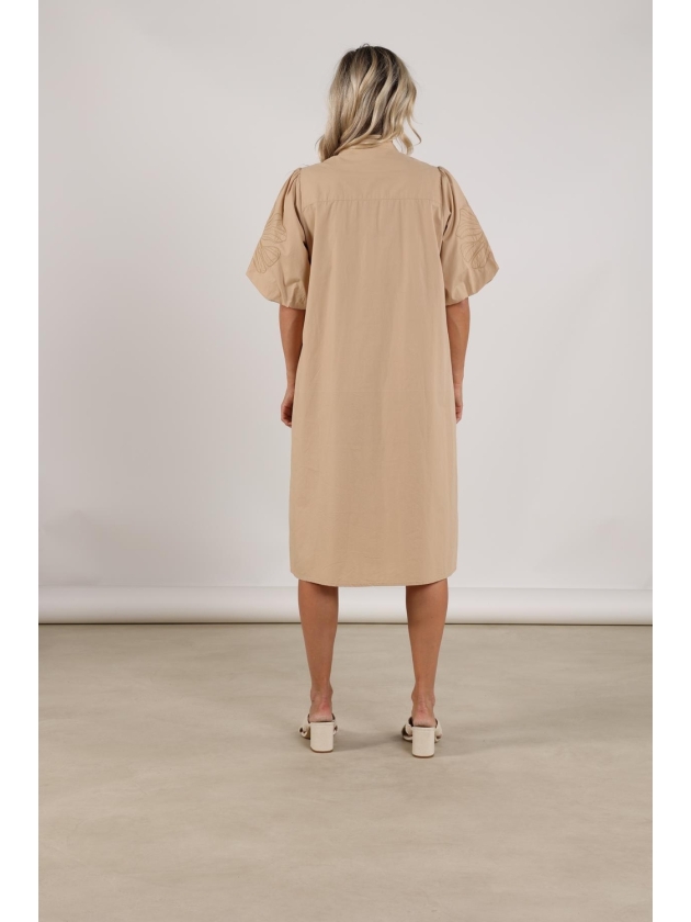 NUKUS Mayke Dress 64 camel
