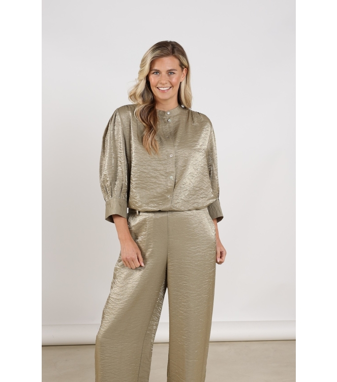 NUKUS Lilly Blouse Shiny 350 army