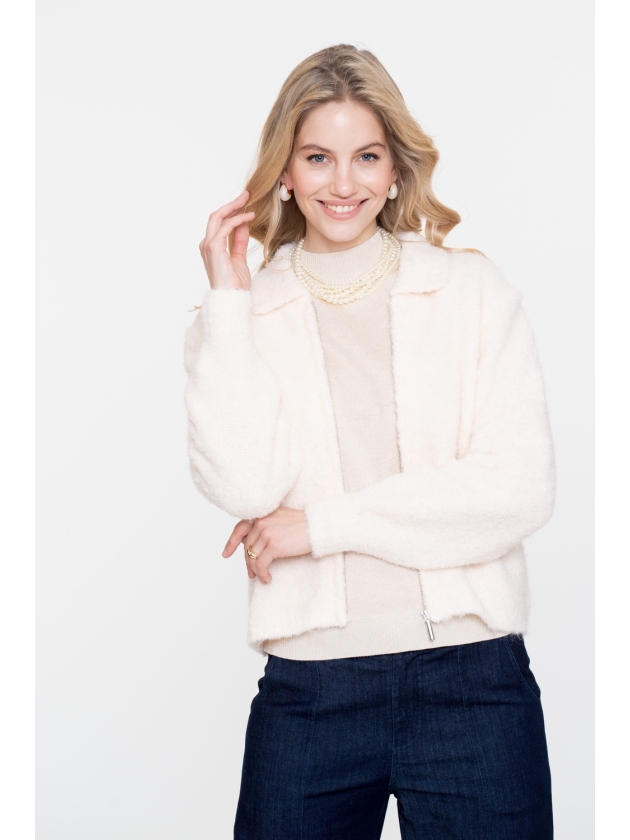 Geisha Cardigan with collar 10 Off white