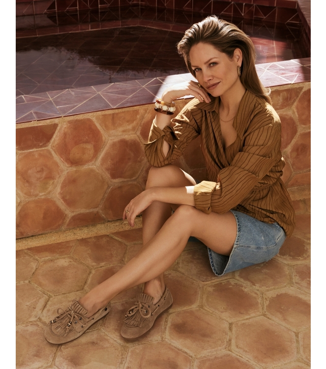 Via Vai June Loua 01-212 Sierra Noisette