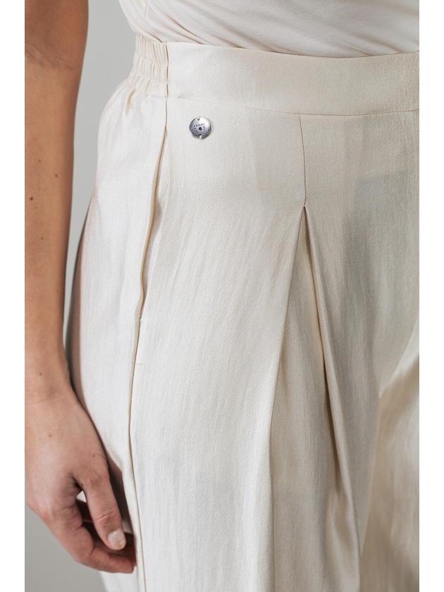 Label Dot Remila 200 off white