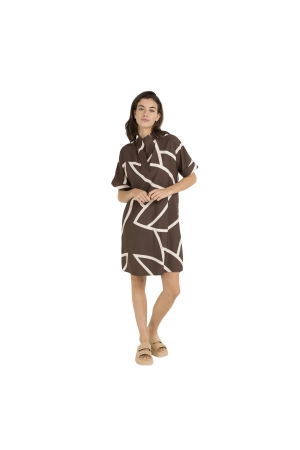 Yaya Printed dress with polo collar 912161 Chocolate martini brown dess