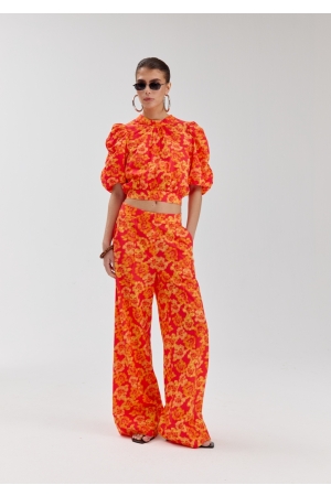 Harper and Yve MACEY-SS 1290 blurry flower