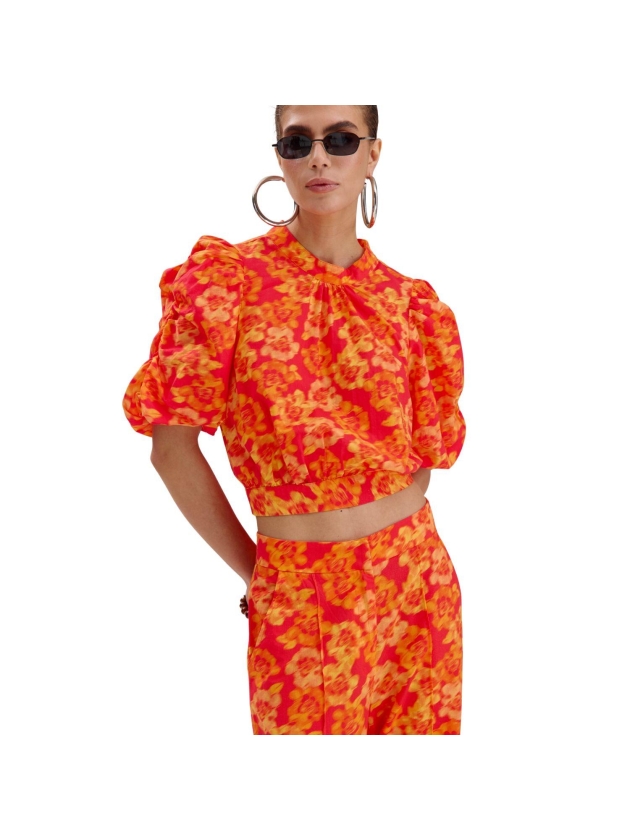 Harper and Yve MACEY-SS 1290 blurry flower