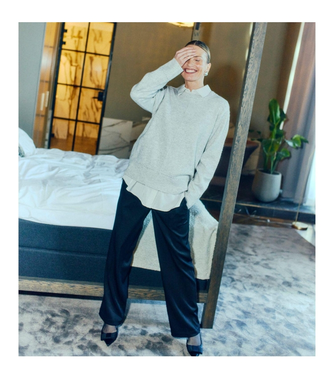 Freequent Hole details end metallic Moonbeam w.silver