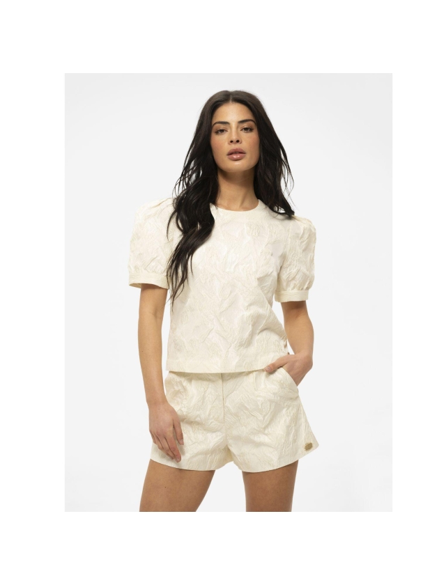 Nikkie Pamona Top 2001 Cream