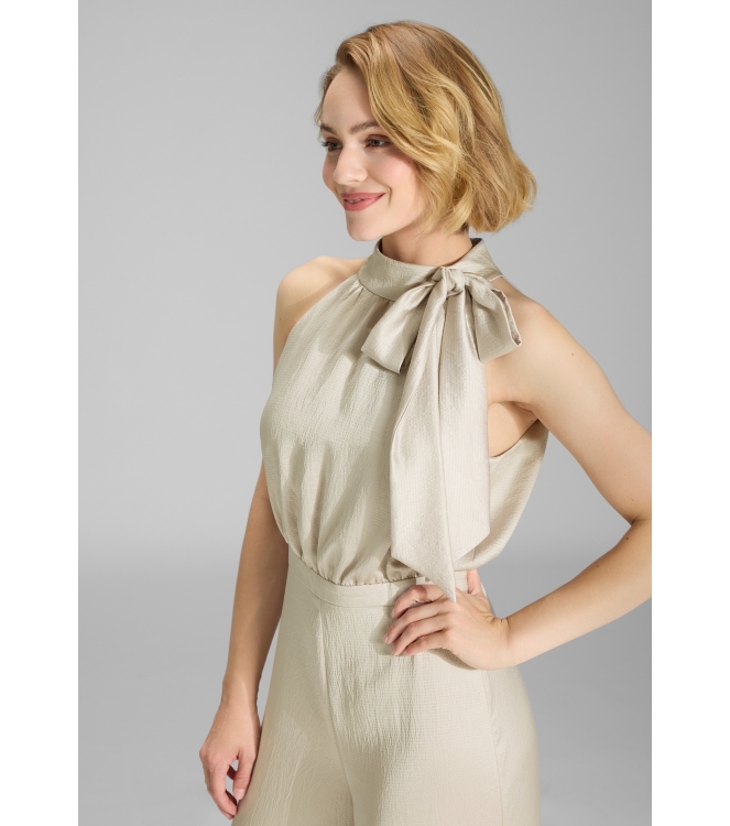 Swing Jumpsuit mit Schluppe aus geh?mmert 930 Champagne