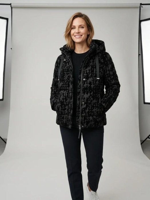 Lebek Jacke m. Kapuze 999 Black