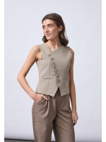 Sisters Point Vest 205 Sand