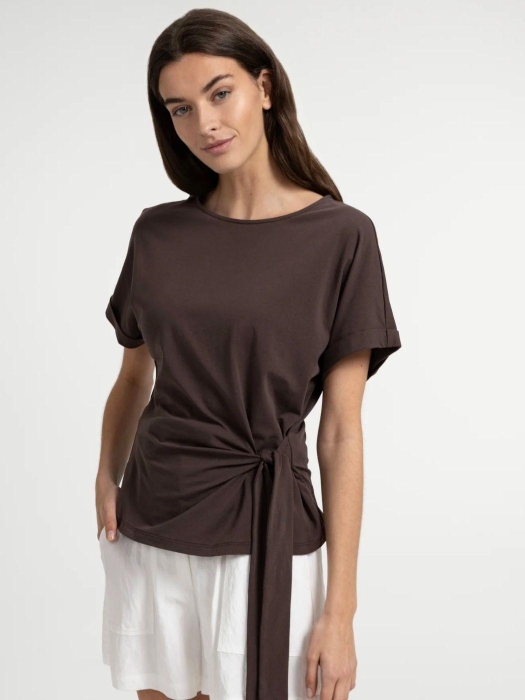Yaya Top met ronde hals en knoopdet 99074 Aubergine purple