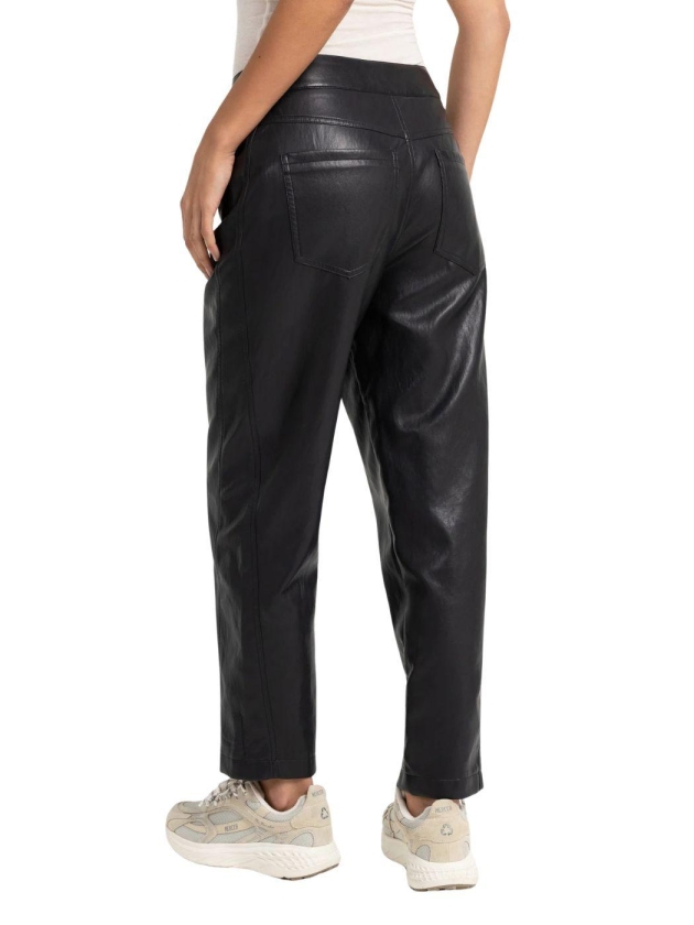 Yaya Kunstleren broek met wortelmod 93913 Hole black