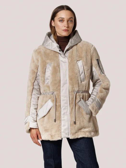 Creenstone Jenny short coat 2350 camel