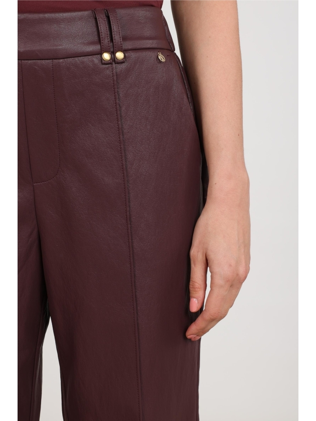 NUKUS Jill Pants PU 333 cherry