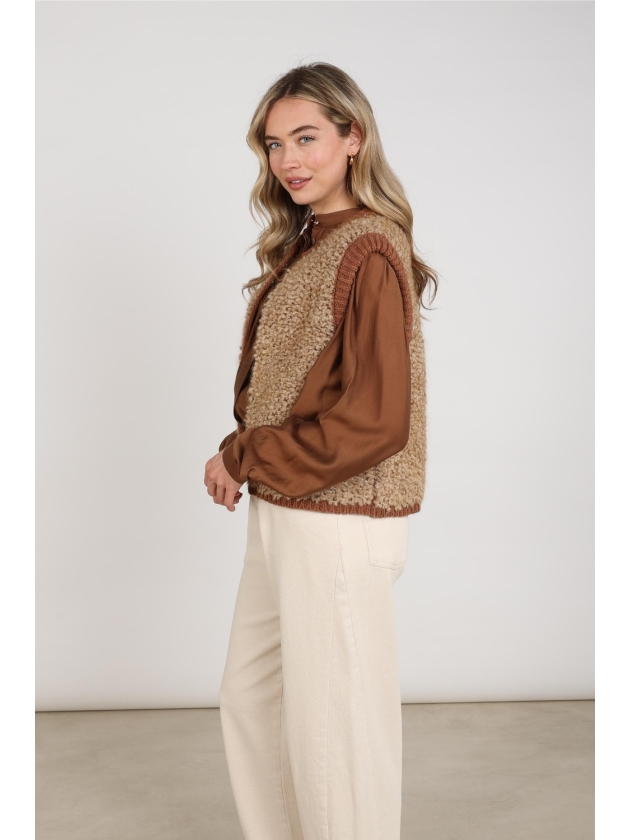 NUKUS Lana Gilet 391 toffee/espresso