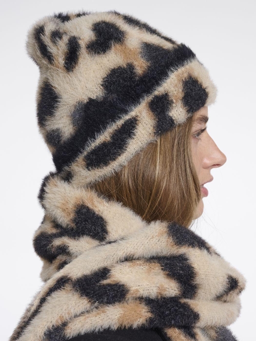 Rino en Pelle Beanie with print 11060 big leopard