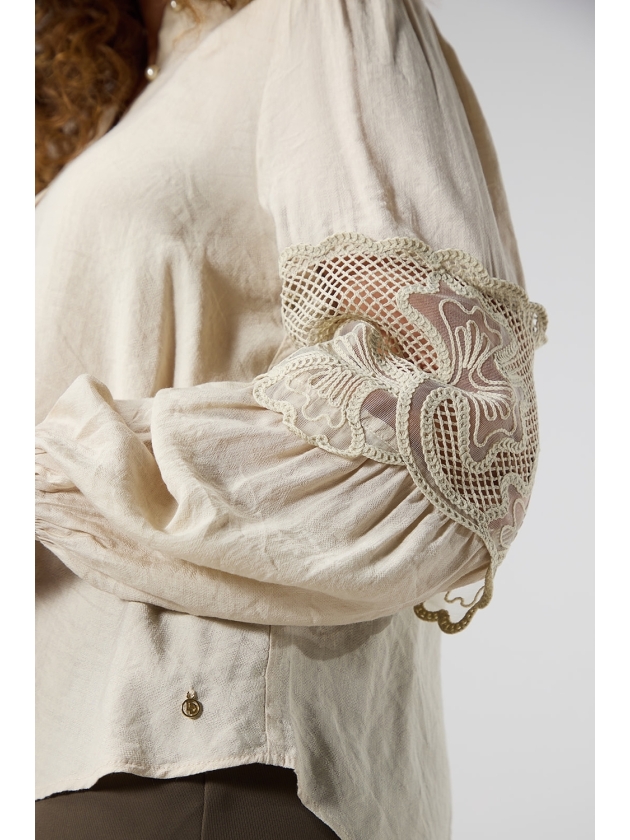 Label Dot Auralie 200 off white