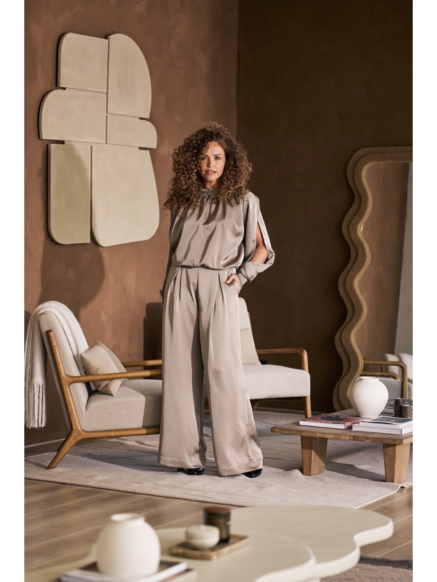 Label Dot Ailey 227 taupe