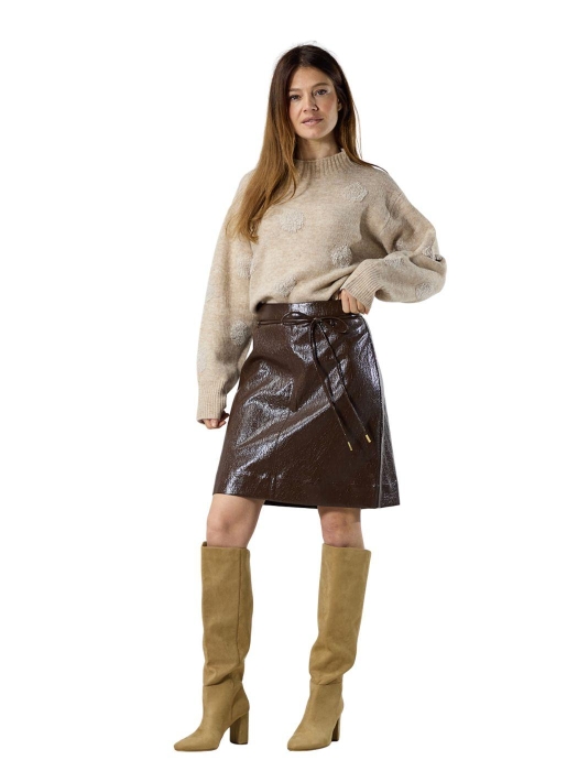 Label Dot Ellis 650 bruin