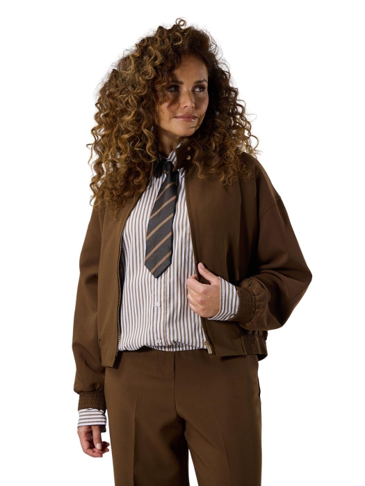 Label Dot Louelle 670 cognac