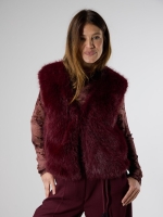 Label Dot Lilian 831 burgundy