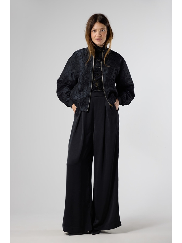 Label Dot Lulu 900 zwart