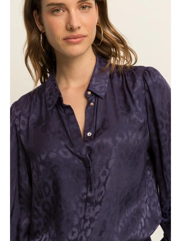 Expresso Blouse woven animal jacquard EX395 Blue nights
