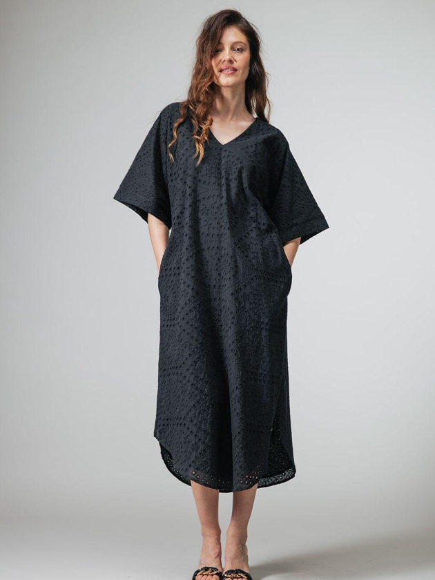 Label Dot Sam 900 zwart