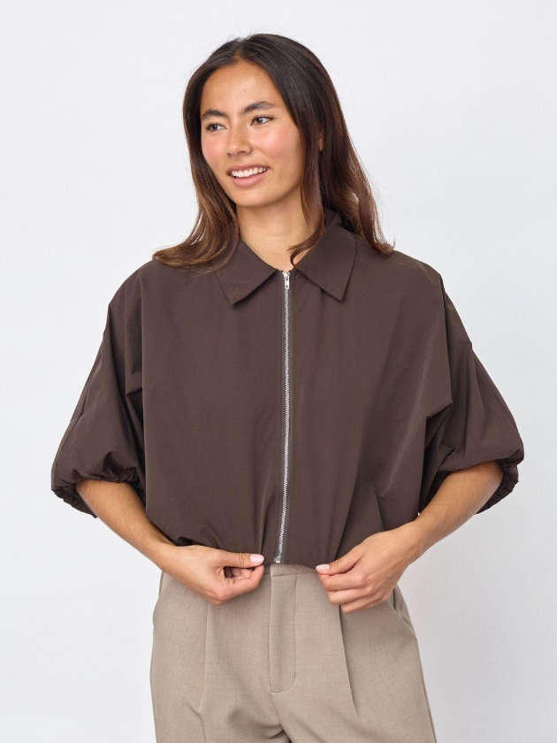 Sisters Point Jackets 201 D. Brown
