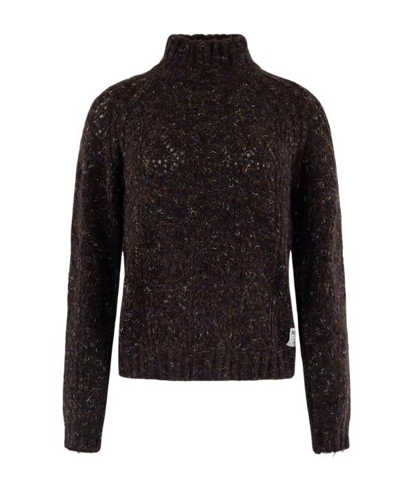 Moscow 26-09-Charlize 400-1 Dark brown solid