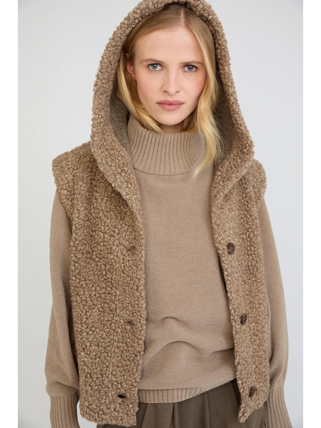 Moscow 93-11-Fab 460-1 Taupe solid