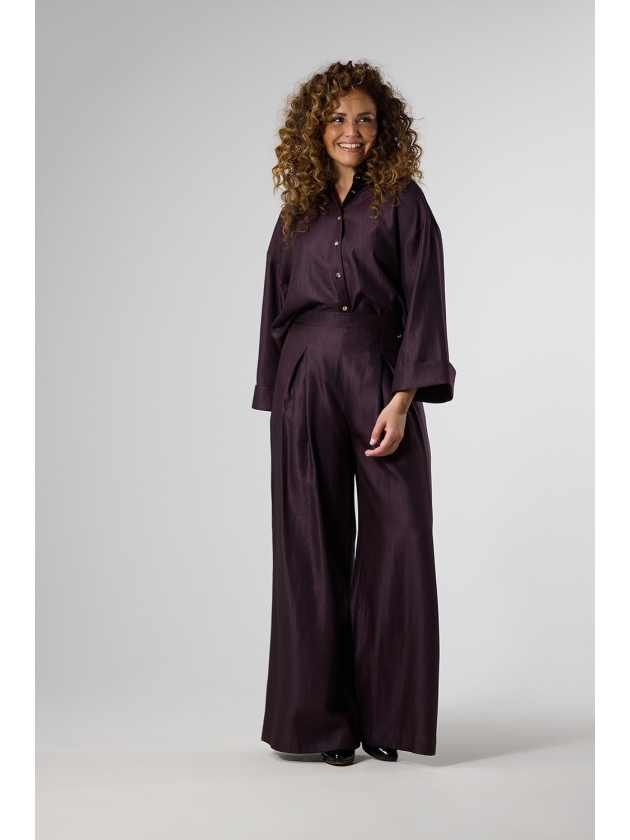 Label Dot Alisanne 831 Burgundy