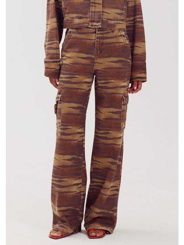 Harper and Yve STELLA-PA 1300 UNTAMED TIGER